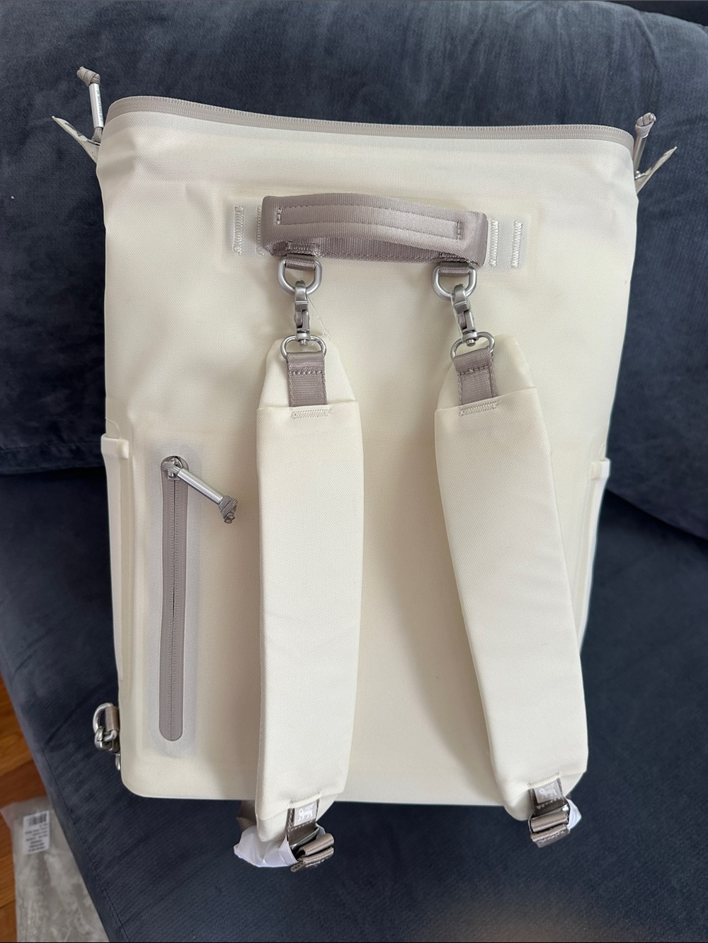 Stanley All Day Madeleine Backpack Soft Cooler 20 Can w/ Handle & Shoulder Strap - Picture 5 of 10